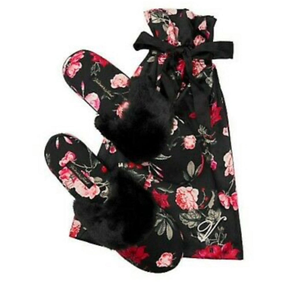 SLIPPERS